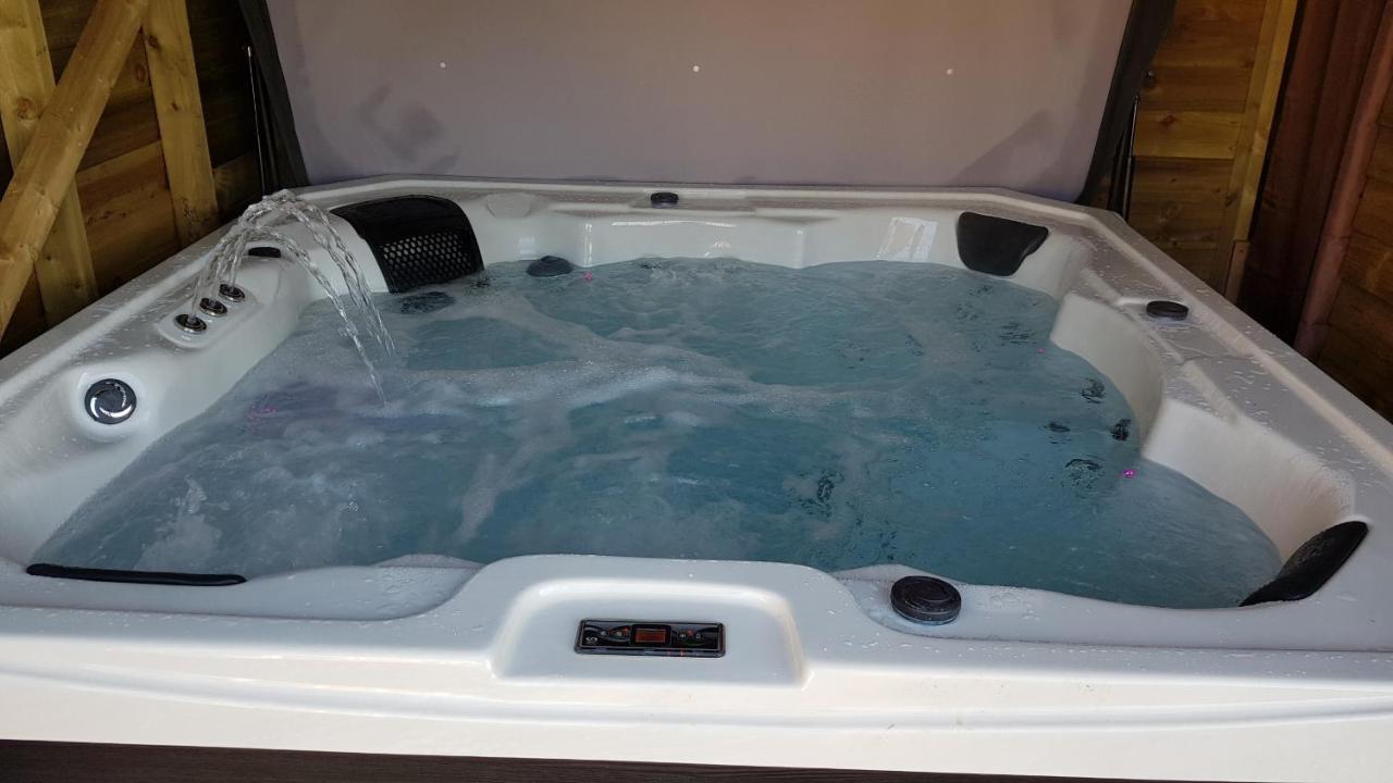 Hot Tub Pet Friendly Luxury Cosy Cottage, Near Withernsea And Patrington Welwick Dış mekan fotoğraf