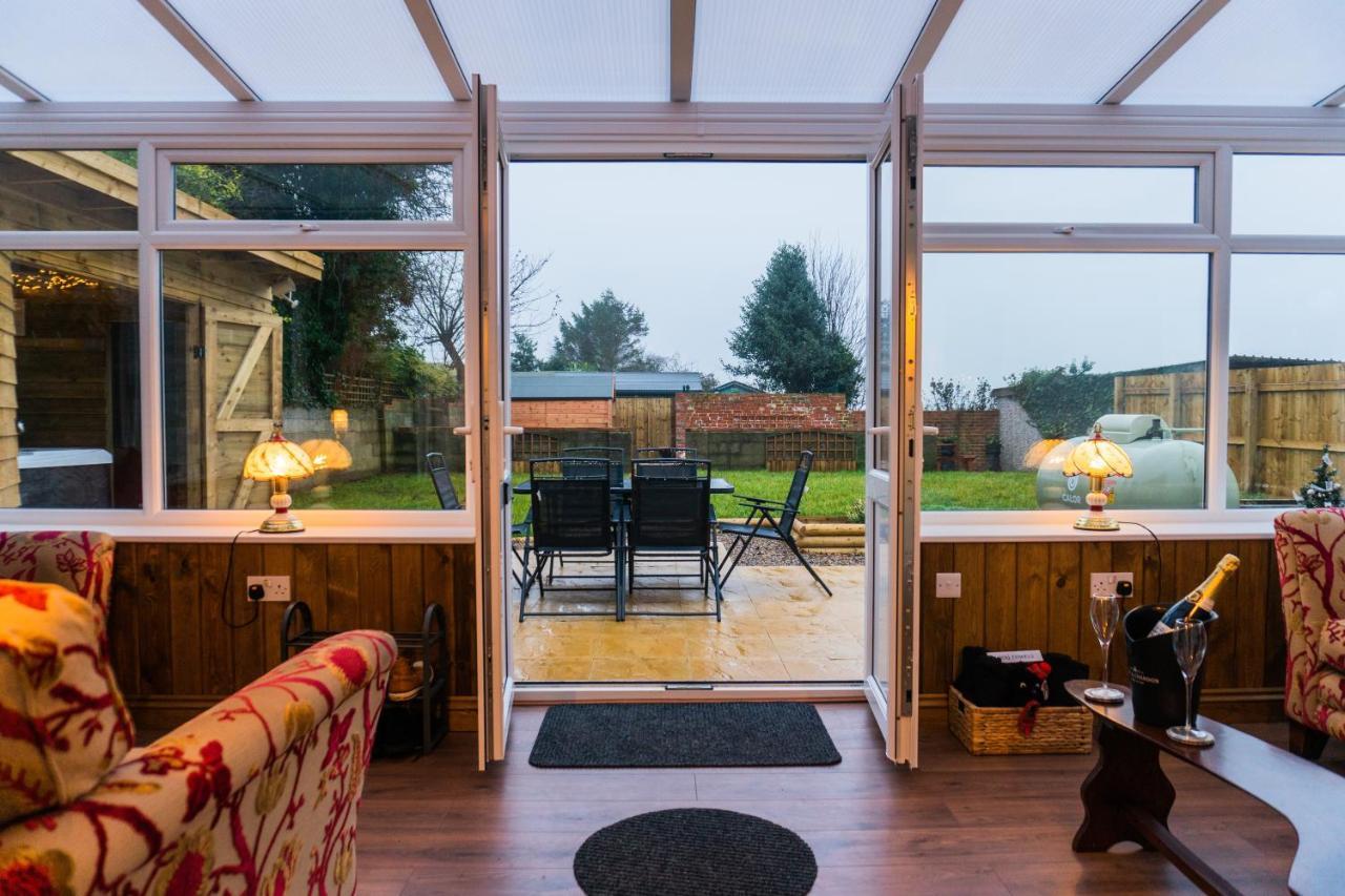 Hot Tub Pet Friendly Luxury Cosy Cottage, Near Withernsea And Patrington Welwick Dış mekan fotoğraf